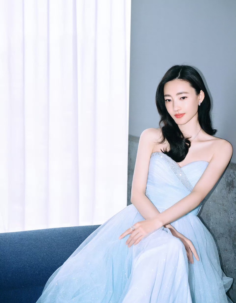 王丽坤